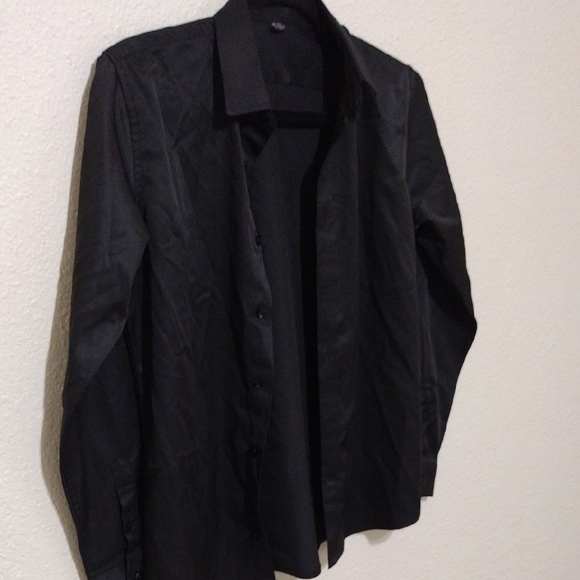 Black Button Down Shirt with Long Sleeves - Picture 8 of 11